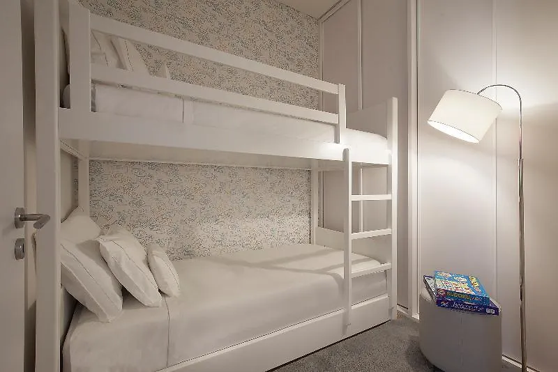 **** Aparthotel Grape Harbor Prata Apartments Lisbon Portugal